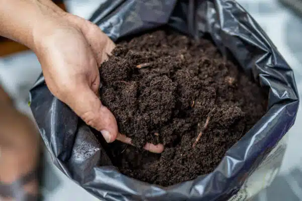 Topsoil | Bagged Solutions | Bulk Sandbags For Sale!